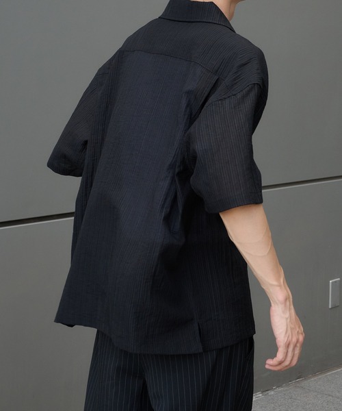 Perushu（ペルーシュ）の「オープンカラー楊柳ドットボタンシアーシャツ（シャツ/ブラウス・メンズ・アイボリー/ブラック/ブルー・MEDIUM/LARGE）」の8枚目の写真