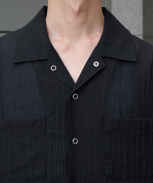 Perushu（ペルーシュ）の「オープンカラー楊柳ドットボタンシアーシャツ（シャツ/ブラウス・メンズ・アイボリー/ブラック/ブルー・MEDIUM/LARGE）」の12枚目の写真