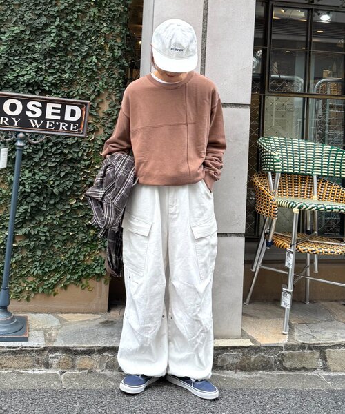 CIAOPANIC TYPY（チャオパニックティピー）の「【ロングシーズン着回し】【ユニセックス】ヴィンテージ切り替えスウェット（スウェット・メンズ・ライトグレー/ブラウン/ブラック/ミント・MEDIUM/LARGE）」の11枚目の写真