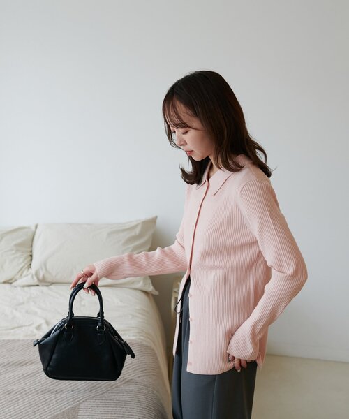 DISCOAT（ディスコート）の「モチモチリブ衿付前ボタンプルオーバー《WEB限定カラーあり》（ニット/セーター・レディース・ネイビー/ピンク/レッド/グレー/チャコールグレー/アイボリー/ブラック・FREE）」の15枚目の写真