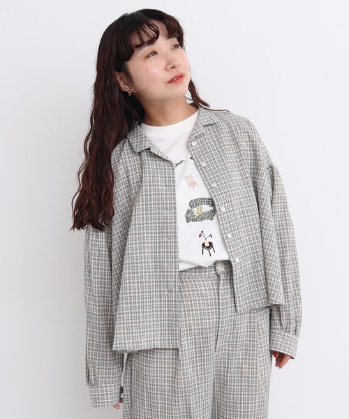 l'atelier du savon（アトリエドサボン）の「●イス生活　刺繍Tシャツ（Tシャツ/カットソー・レディース・オフホワイト/ホワイト・FREE）」の21枚目の写真