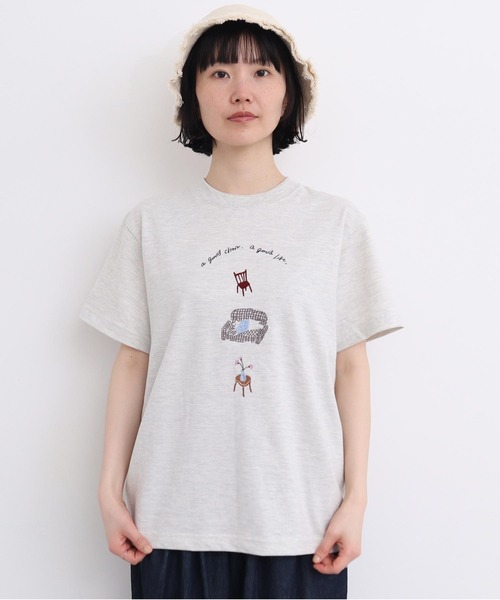l'atelier du savon（アトリエドサボン）の「●イス生活　刺繍Tシャツ（Tシャツ/カットソー・レディース・オフホワイト/ホワイト・FREE）」の8枚目の写真