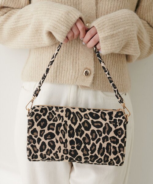 natural couture（ナチュラルクチュール）の「スエードミニバッグ（ショルダーバッグ・レディース・イエロー/その他1/ダークブラウン/レッド・FREE）」の8枚目の写真