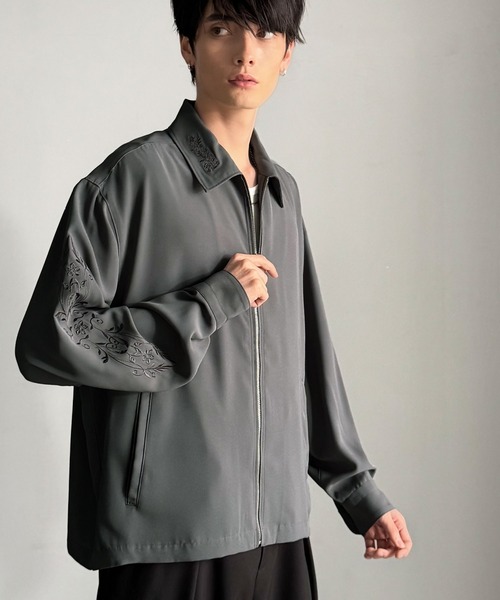 セール】「魅せる服。」刺繍デザインエレガンスジップアップジャケット