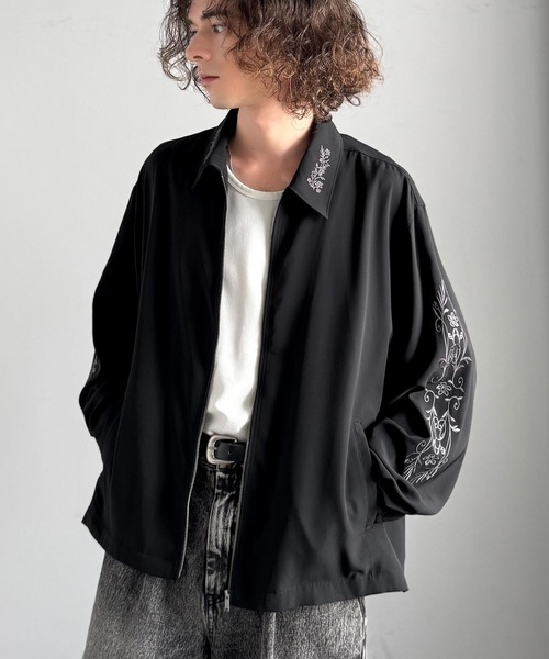セール】「魅せる服。」刺繍デザインエレガンスジップアップジャケット