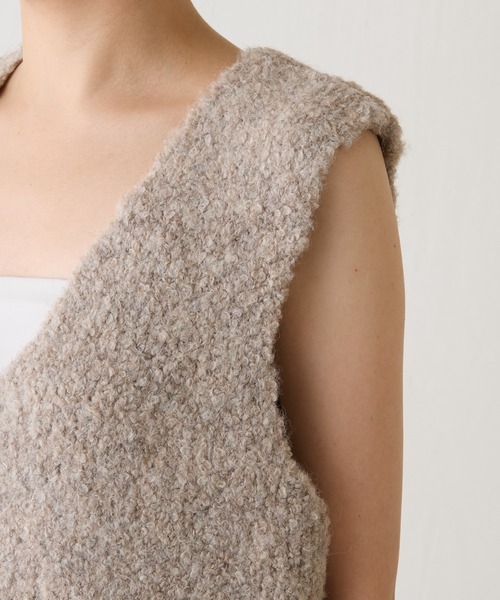 COLLAGE GALLARDAGALANTE（コラージュガリャルダガランテ）の「ブークレーメタルトグルベスト（ベスト・レディース・ベージュ/イエロー・FREE）」の18枚目の写真