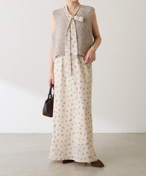 COLLAGE GALLARDAGALANTE（コラージュガリャルダガランテ）の「ブークレーメタルトグルベスト（ベスト・レディース・ベージュ/イエロー・FREE）」の22枚目の写真