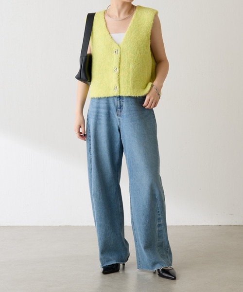 COLLAGE GALLARDAGALANTE（コラージュガリャルダガランテ）の「ブークレーメタルトグルベスト（ベスト・レディース・ベージュ/イエロー・FREE）」の3枚目の写真