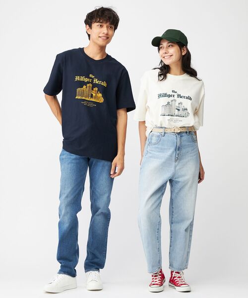 TOMMY HILFIGER(トミーヒルフィガー)の「ヘラルドスカイライングラフィックTシャツ(Tシャツ/カットソー・メンズ・ホワイト/ネイビー・LARGE/SMALL/MEDIUM/X-LARGE)」の11枚目の写真