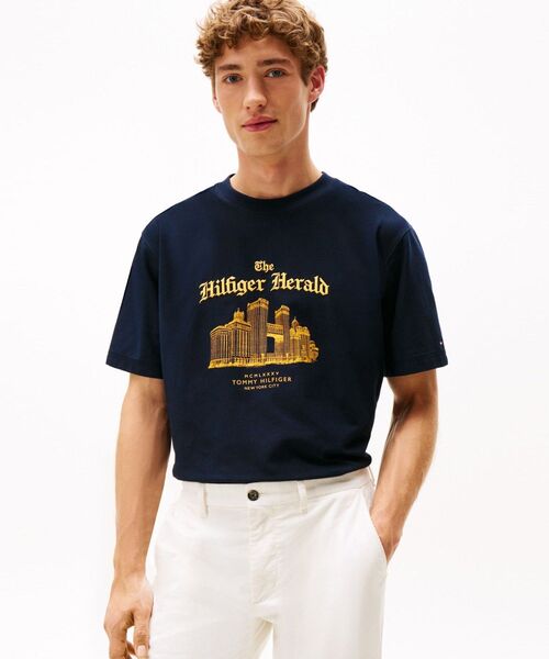 TOMMY HILFIGER(トミーヒルフィガー)の「ヘラルドスカイライングラフィックTシャツ(Tシャツ/カットソー・メンズ・ホワイト/ネイビー・LARGE/SMALL/MEDIUM/X-LARGE)」の20枚目の写真