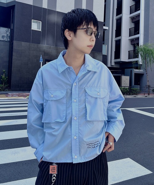 UNDERSTATEMENTs(アンダーステイトメント)の「【ユニセックス】ビッグポケットワンポイント刺繍ショートシャツ(シャツ/ブラウス・メンズ・グリーン/ブルー・LARGE/MEDIUM)」の8枚目の写真