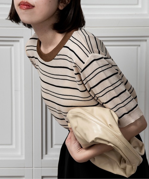 lawgy（ラウジー）の「random border rafu tops / ランダムボーダーラフトップス（Tシャツ/カットソー・レディース・ベージュ/グレー・FREE）」の4枚目の写真