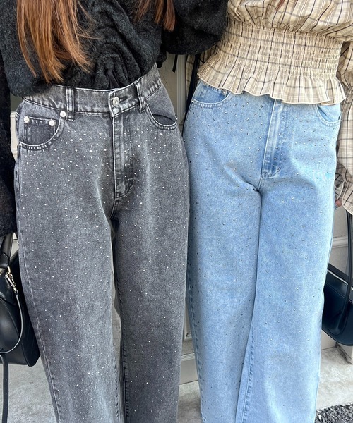 continuer de NICE CLAUP(コンティニューデナイスクラップ)の「【履くだけで一目置かれる存在に!】ストーン付デニムパンツ(デニムパンツ・レディース・ブルー系その他/ブラック/ブルー・LARGE/MEDIUM)」の4枚目の写真