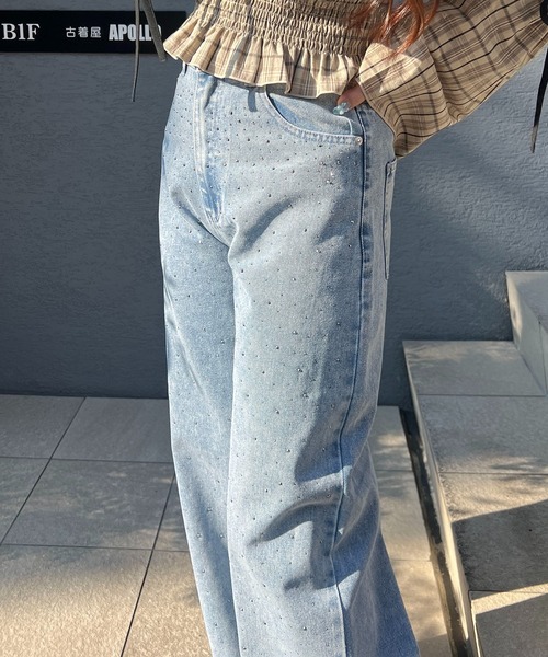 continuer de NICE CLAUP(コンティニューデナイスクラップ)の「【履くだけで一目置かれる存在に!】ストーン付デニムパンツ(デニムパンツ・レディース・ブルー系その他/ブラック/ブルー・LARGE/MEDIUM)」の6枚目の写真