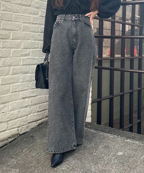 continuer de NICE CLAUP(コンティニューデナイスクラップ)の「【履くだけで一目置かれる存在に!】ストーン付デニムパンツ(デニムパンツ・レディース・ブルー系その他/ブラック/ブルー・LARGE/MEDIUM)」の15枚目の写真
