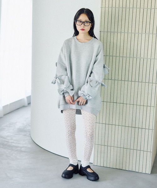 LEPSIM（レプシィム）の「パフエアリボンチュニック　582450（スウェット・レディース・トップグレー/ブラック/ブラウン・FREE）」の12枚目の写真