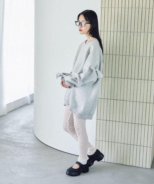 LEPSIM（レプシィム）の「パフエアリボンチュニック　582450（スウェット・レディース・トップグレー/ブラック/ブラウン・FREE）」の16枚目の写真