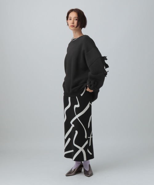 LEPSIM（レプシィム）の「パフエアリボンチュニック　582450（スウェット・レディース・トップグレー/ブラック/ブラウン・FREE）」の22枚目の写真