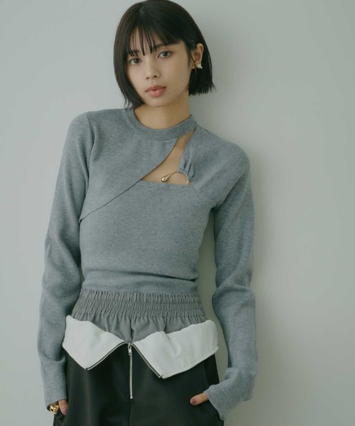 VIOLETTA（ヴィオレッタ）の「アシンメトリーデザインスリットニットトップス（ニット/セーター・レディース・ミント/グレー/オフホワイト/ブラック・FREE）」の18枚目の写真