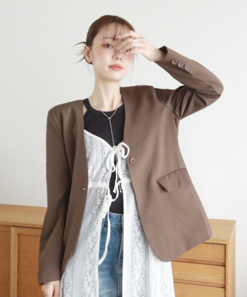 Eclat one（エクラワン）の「【Eclat one】ノーカラー シングル ジャケット（ノーカラージャケット・レディース・グレー/ブラウン/ベージュ・FREE）」の3枚目の写真