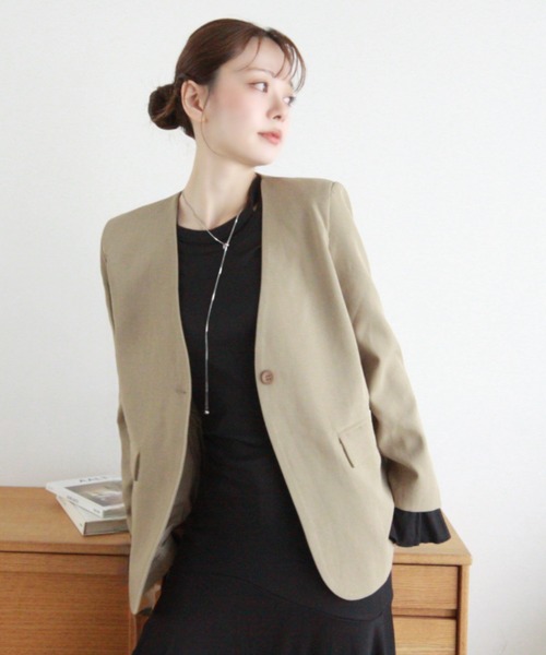 Eclat one（エクラワン）の「【Eclat one】ノーカラー シングル ジャケット（ノーカラージャケット・レディース・グレー/ブラウン/ベージュ・FREE）」の13枚目の写真