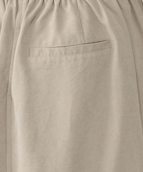 GLOBAL WORK(グローバルワーク)の「ピーチサテンIラインスカート/580803(スカート・レディース・スミクロ/キャメル/グレイッシュベージュ・LARGE/MEDIUM)」の15枚目の写真