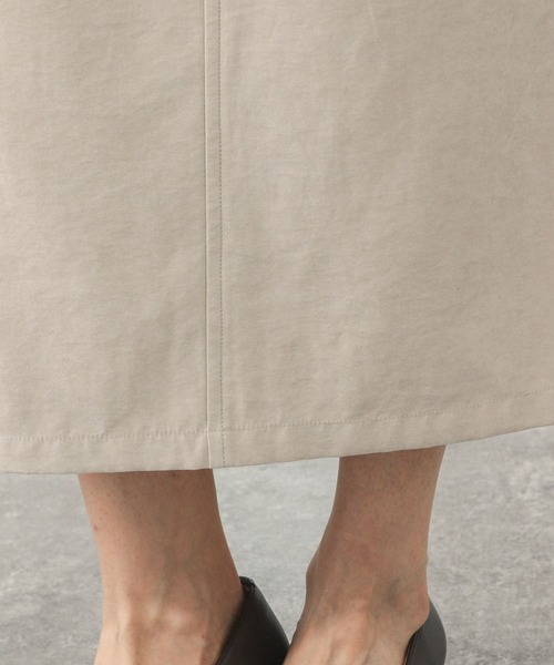 GLOBAL WORK(グローバルワーク)の「ピーチサテンIラインスカート/580803(スカート・レディース・スミクロ/キャメル/グレイッシュベージュ・LARGE/MEDIUM)」の8枚目の写真