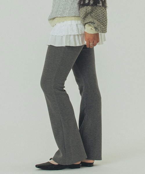 ROSE BUD(ローズバッド)の「CUT FLARE PANTS(その他パンツ・レディース・ブラック/グレー・S/M)」の3枚目の写真