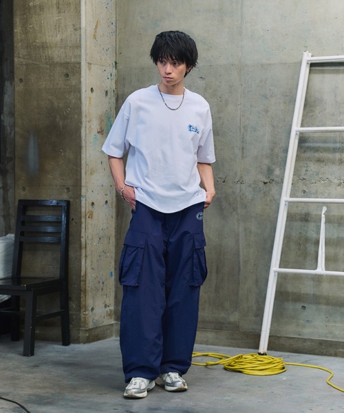 ILL'S(イルズ)の「キーリングループ ワンポイント ナイロンワイドカーゴパンツ ユニセックス(カーゴパンツ・メンズ・ネイビー/ブラック/グレー・M/L)」の11枚目の写真