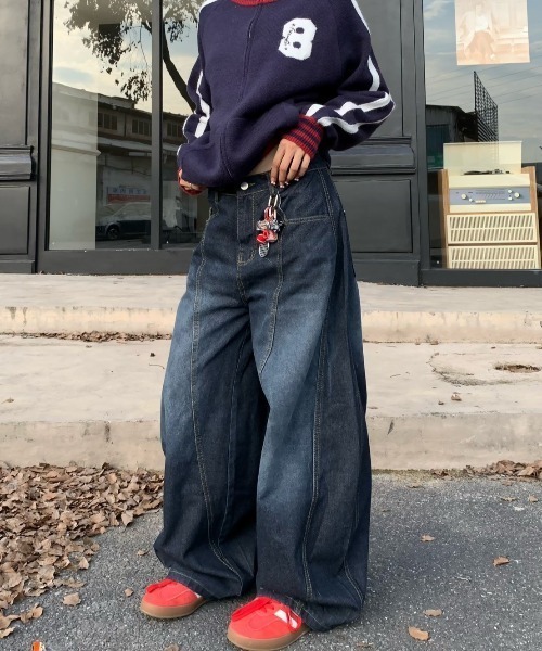 VIBGYOR（ヴィブジョー）の「【LAMPOON】ヒップ刺繍バギーデニムパンツ（デニムパンツ・レディース・ブルー・SMALL/MEDIUM/LARGE）」の3枚目の写真
