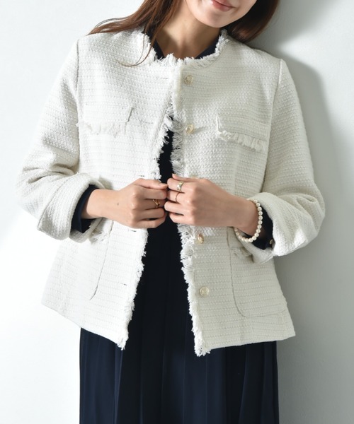 INTERPLANET（インタープラネット）の「ツイードゴールド釦デザインポケットノーカラージャケット（ノーカラージャケット・レディース・オフホワイト/ライトベージュ/ブラック・MEDIUM/LARGE）」の12枚目の写真