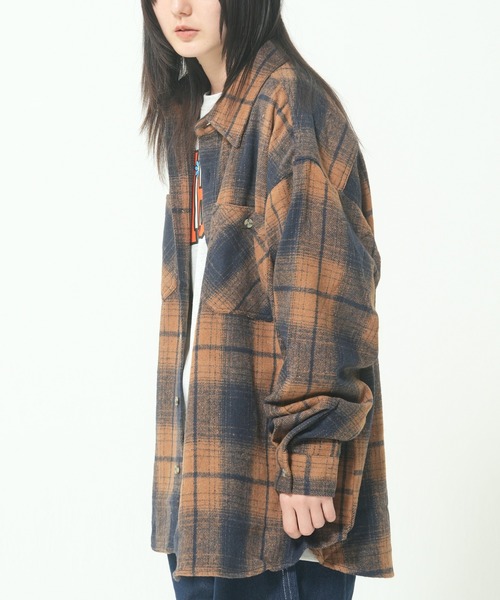 CORISCO(コリスコ)の「ネルオンブレチェックシャツ(M1)(シャツ/ブラウス・メンズ・ベージュ/ネイビー/レッド・X-LARGE/LARGE/MEDIUM)」の13枚目の写真