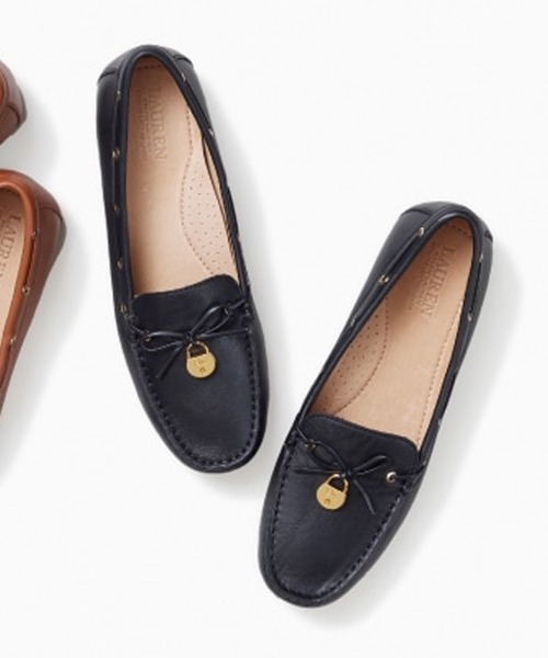 LAUREN RALPH LAUREN(ローレン ラルフ ローレン)の「ローレン ラルフ ローレン WYLIE FLATS ウィリー フラット フラットシューズ(スリッポン・レディース・ブラック/ダークブラウン/タン・60/65/70/75/55)」の1枚目の写真