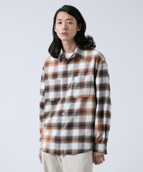 B.C STOCK（ベーセーストック）の「オンブレチェック ダメージシャツ（シャツ/ブラウス・メンズ・ブラック/ブラウン/ブルー系その他・MEDIUM/LARGE）」の2枚目の写真