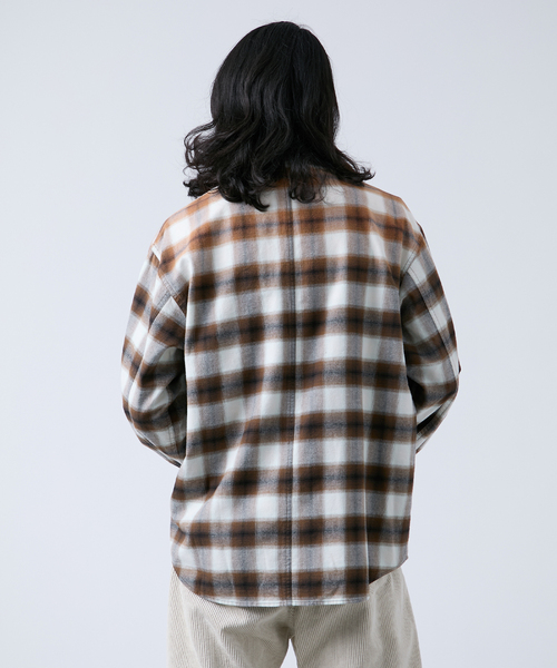 B.C STOCK（ベーセーストック）の「オンブレチェック ダメージシャツ（シャツ/ブラウス・メンズ・ブラック/ブラウン/ブルー系その他・MEDIUM/LARGE）」の11枚目の写真