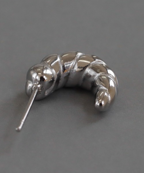 abaskdesign(アバスクデザイン)の「金属アレルギー対応 ぷっくりラウンドピアス(ピアス(両耳用)・レディース・シルバー/ゴールド・FREE)」の13枚目の写真