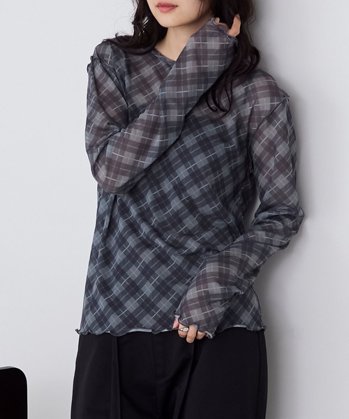 forksy.(フォルクシー)の「【forksy.】バイアスチェックシアーメロー長袖トップス(Tシャツ/カットソー・レディース・ブラック系/ブラウン系/ホワイト系・FREE)」の14枚目の写真