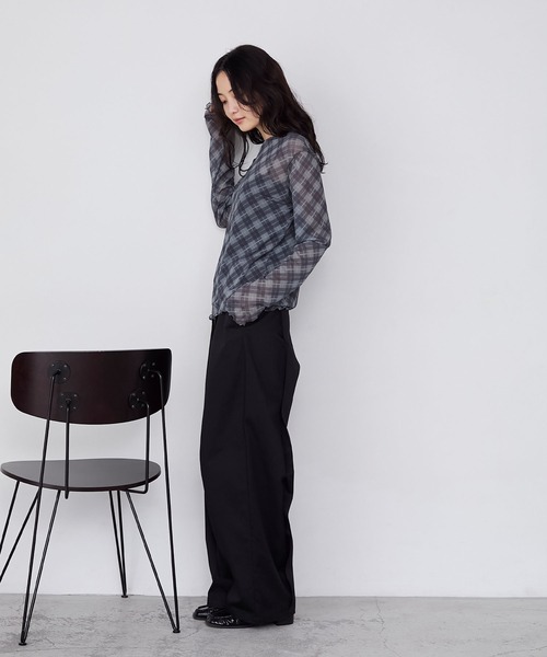 forksy.(フォルクシー)の「【forksy.】バイアスチェックシアーメロー長袖トップス(Tシャツ/カットソー・レディース・ブラック系/ブラウン系/ホワイト系・FREE)」の21枚目の写真