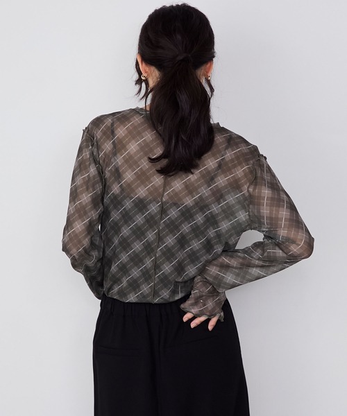 forksy.(フォルクシー)の「【forksy.】バイアスチェックシアーメロー長袖トップス(Tシャツ/カットソー・レディース・ブラック系/ブラウン系/ホワイト系・FREE)」の8枚目の写真