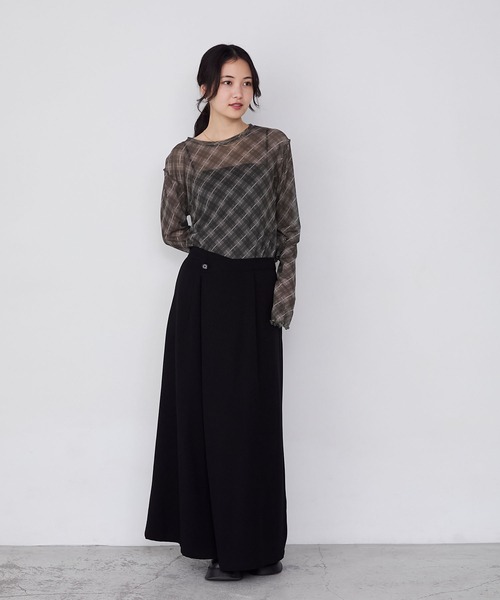 forksy.(フォルクシー)の「【forksy.】バイアスチェックシアーメロー長袖トップス(Tシャツ/カットソー・レディース・ブラック系/ブラウン系/ホワイト系・FREE)」の11枚目の写真