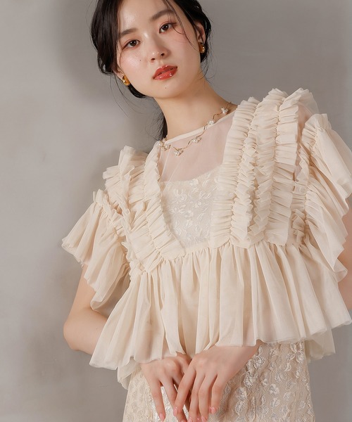 Kana(カナ)の「ラメ花柄刺繍レースチュール フリル ボレロ フレアワンピース ドレス パーティー 結婚式 お呼ばれ オケージョン(ドレス・レディース・ベージュ/ブルー系その他/ベージュ系1・M)」の5枚目の写真