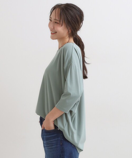 SHOO・LA・RUE（シューラルー）の「【7分袖】裾タックデザインカットソー（Tシャツ/カットソー・レディース・グリーン系/ブラック/ブラウン系・01/02/03/04）」の9枚目の写真