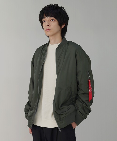 LIL VENDARS(リルヴェンダース)の「Buyer's Select /裏ボアMA-1ジャケット(MA-1・メンズ・チャコール/カーキ/ブラック・LL/L/M)」の3枚目の写真