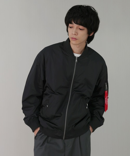 LIL VENDARS(リルヴェンダース)の「Buyer's Select /裏ボアMA-1ジャケット(MA-1・メンズ・チャコール/カーキ/ブラック・LL/L/M)」の1枚目の写真