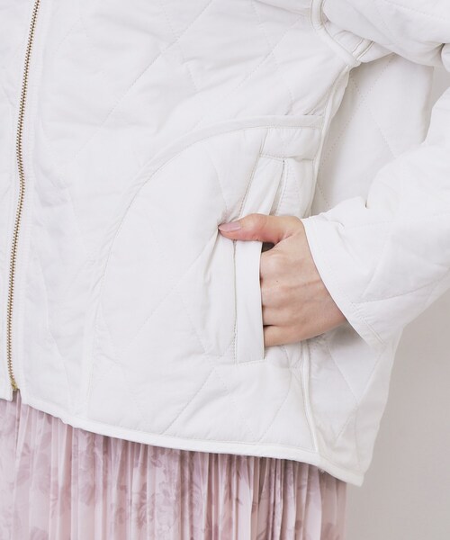 index(インデックス)の「リバーシブル キルティングファーブルゾン【洗濯機OK】(ブルゾン・レディース・アイボリー/ブラック・36/42/40/38)」の10枚目の写真