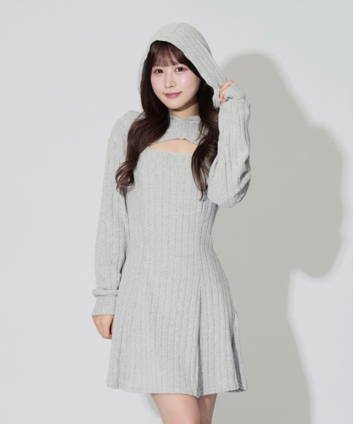 ALLuRing ChaRm（アリュリングチャーム）の「【2点セット】Ensemble Rib Knit Hoodie Dress / アンサンブルリブニットフーディワンピース（ワンピース・レディース・ブラック/グレー・FREE）」の15枚目の写真