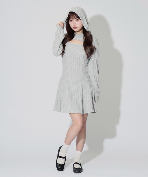 ALLuRing ChaRm（アリュリングチャーム）の「【2点セット】Ensemble Rib Knit Hoodie Dress / アンサンブルリブニットフーディワンピース（ワンピース・レディース・ブラック/グレー・FREE）」の18枚目の写真