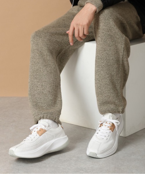 COLE HAAN(コールハーン)の「グランドプロ オールデイ ランナー レザー mens(スニーカー・メンズ・ホワイト・7/7.5/8/8.5/9/9.5/10/10.5/11)」の2枚目の写真