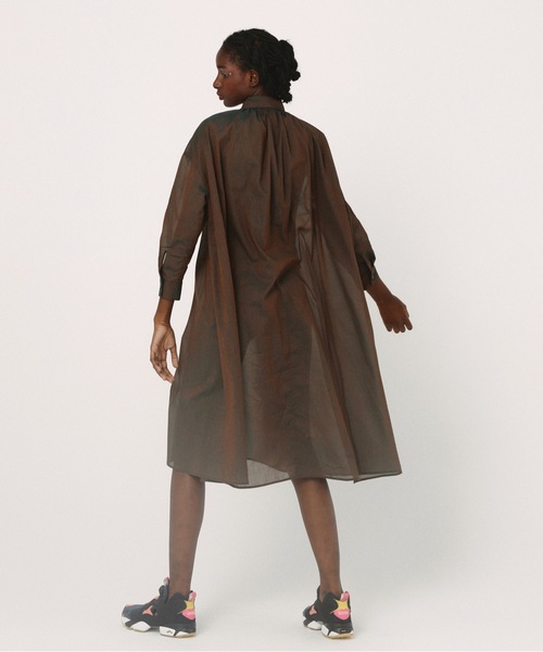 BEDSIDEDRAMA(ベットサイドドラマ)の「Mirage Maxi Shirt(シャツワンピース・レディース・ブルー/グリーン/ブラウン・1/2)」の8枚目の写真