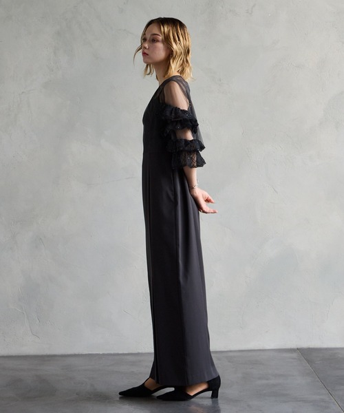 AIMER（エメ）の「【WEB限定】チュールスパンコールフリルスリーブブラウス×サテンキャミソールタイトワンピース 2点セットパーティードレス　結婚式　お呼ばれ　ドレス　20代 30代（ドレス・レディース・ブラック/キャメル/ダークグリーン・SMALL/MEDIUM）」の12枚目の写真